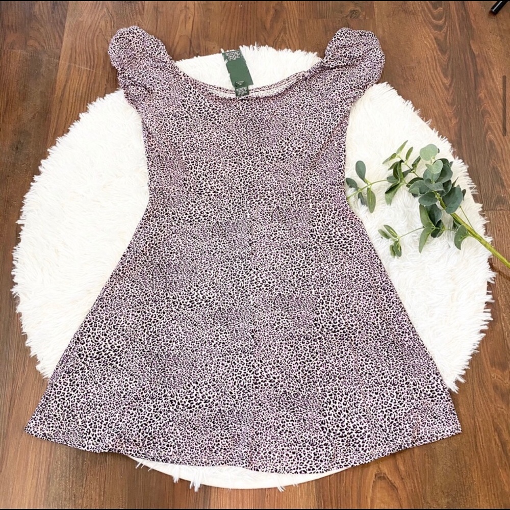 Dress - Picture 2 of 6